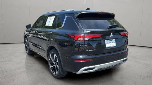 2023 Mitsubishi Outlander SE