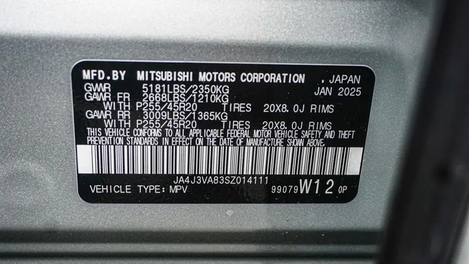 2025 Mitsubishi Outlander SE
