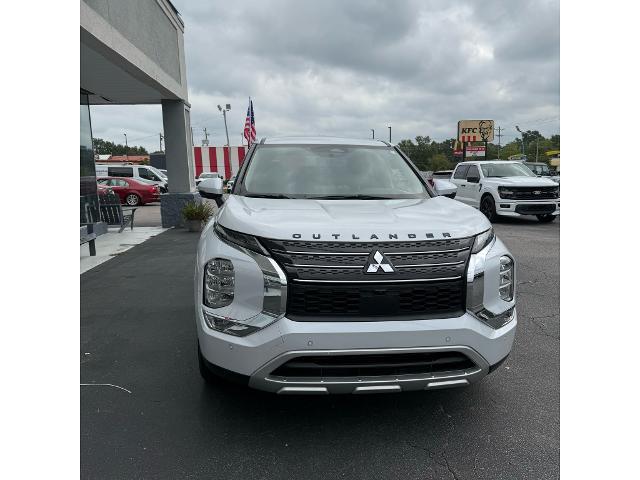 2024 Mitsubishi Outlander - $26,900