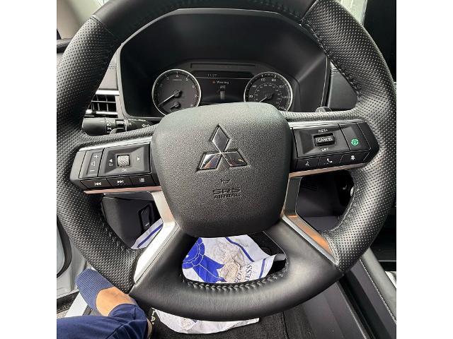2024 Mitsubishi Outlander - $26,900
