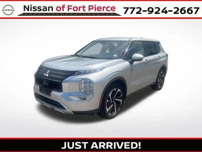 Photo of a 2024 Mitsubishi Outlander SE 4DR SUV for sale