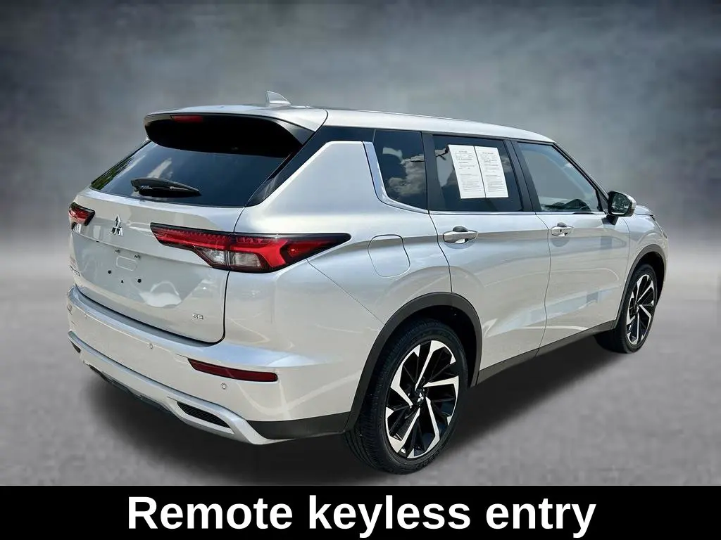 2024 Mitsubishi Outlander - $19,901