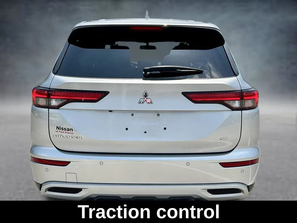 2024 Mitsubishi Outlander - $19,901