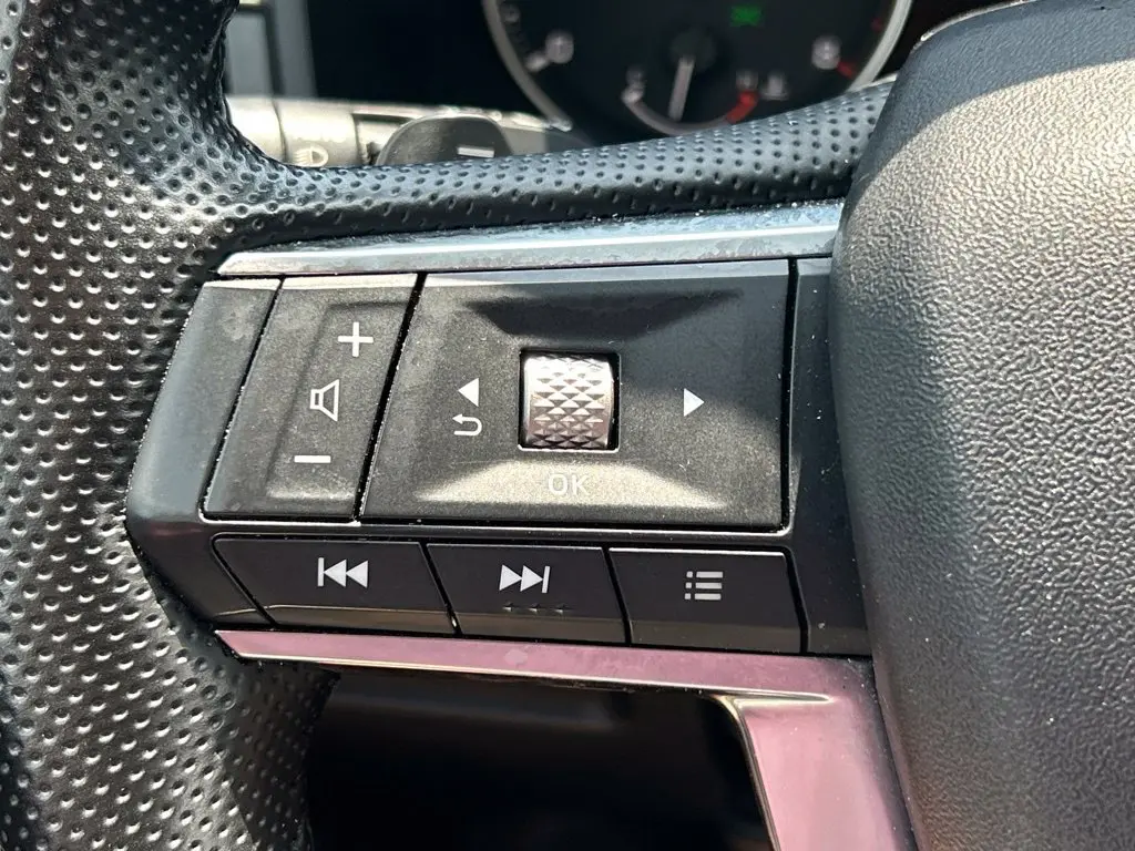 2024 Mitsubishi Outlander - $19,901
