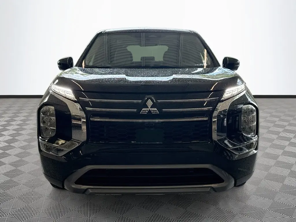 2025 Mitsubishi Outlander - $26,507