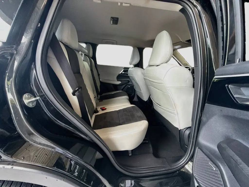 2025 Mitsubishi Outlander - $26,507