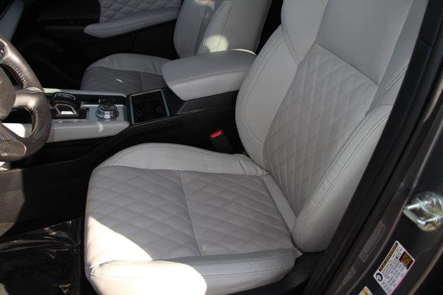 2022 Mitsubishi Outlander - $19,967