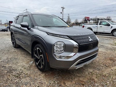 Photo of a 2023 Mitsubishi Outlander SE 4DR SUV for sale