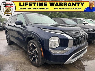 Photo of a 2024 Mitsubishi Outlander SE 4DR SUV for sale