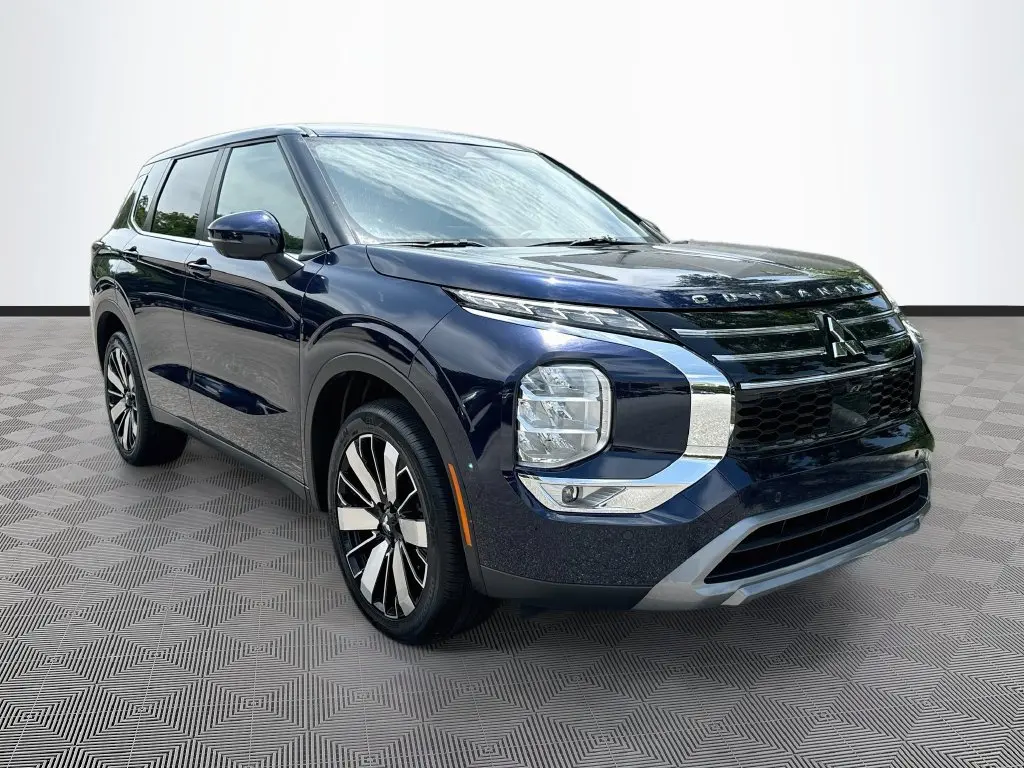 2025 Mitsubishi Outlander - $26,655