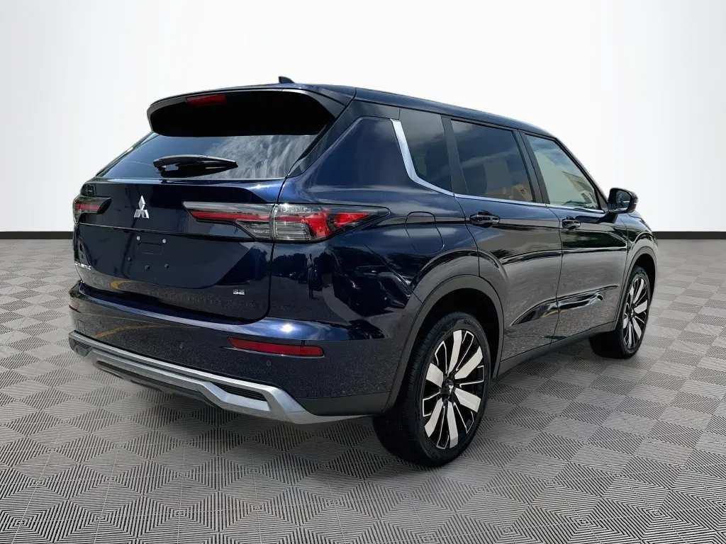 2025 Mitsubishi Outlander - $26,655