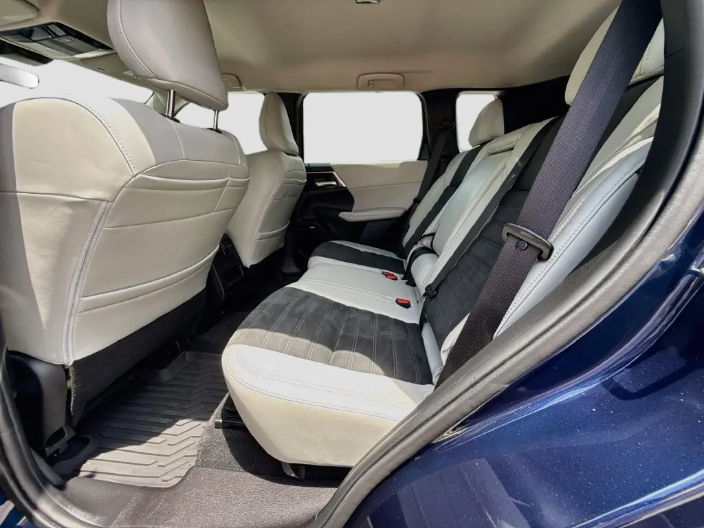 2025 Mitsubishi Outlander - $26,655