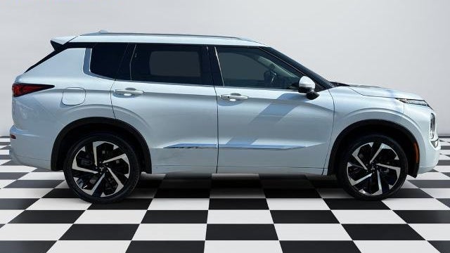 2022 Mitsubishi Outlander SEL Special Edition