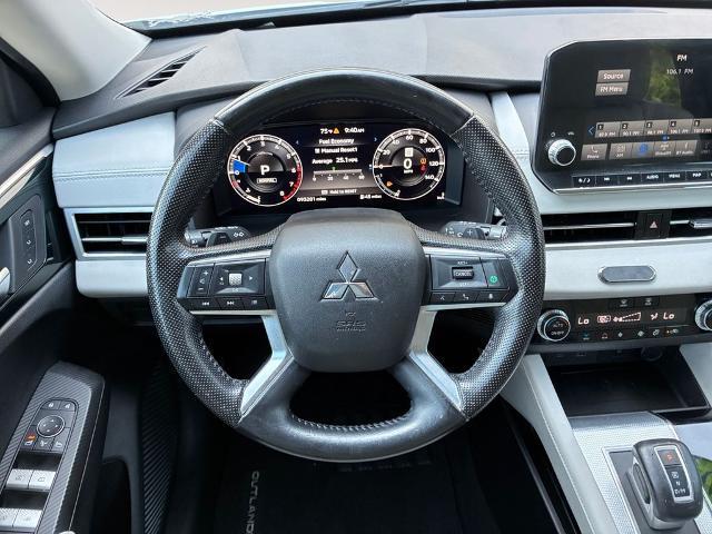 2022 Mitsubishi Outlander - $20,202