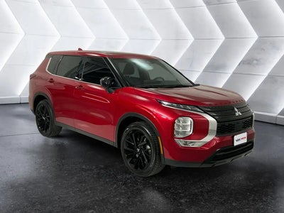 2023 Mitsubishi Outlander SE 4DR SUV
