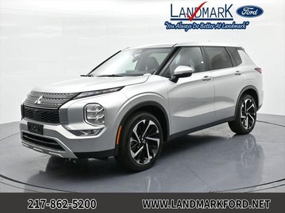 Photo of a 2024 Mitsubishi Outlander SE 4DR SUV for sale