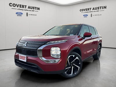 Photo of a 2024 Mitsubishi Outlander SE 4DR SUV for sale