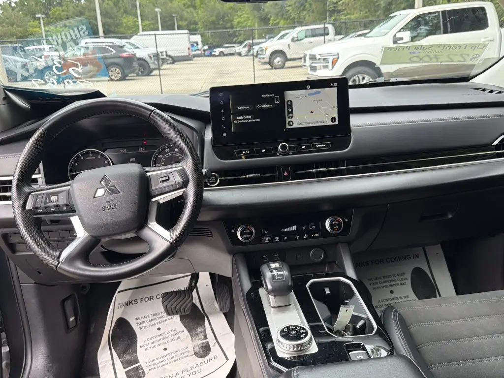 2025 Mitsubishi Outlander - $22,200