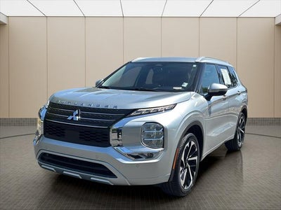 Photo of a 2022 Mitsubishi Outlander SEL 4DR SUV for sale