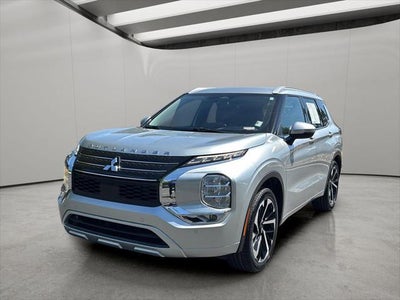 Photo of a 2022 Mitsubishi Outlander SEL 4DR SUV for sale