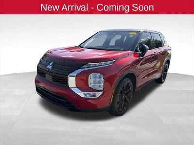 Photo of a 2023 Mitsubishi Outlander SE 4DR SUV for sale