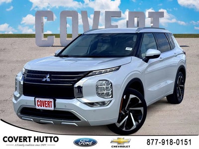 Photo of a 2023 Mitsubishi Outlander SE 4DR SUV for sale
