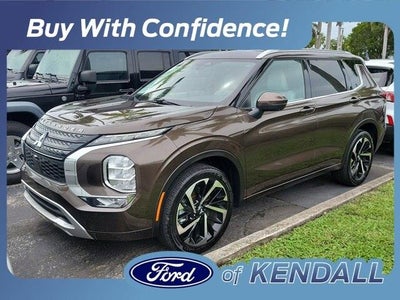 Photo of a 2022 Mitsubishi Outlander SEL 4DR SUV for sale