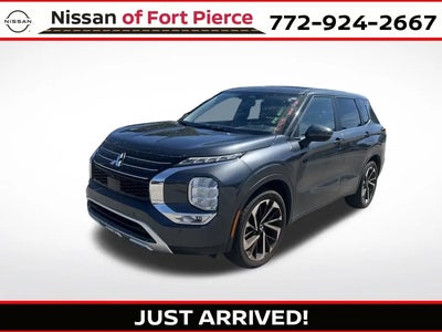 Photo of a 2024 Mitsubishi Outlander SE 4DR SUV for sale