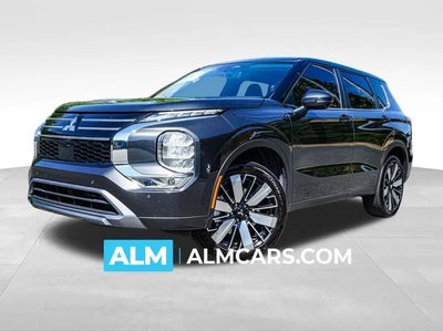 Photo of a 2025 Mitsubishi Outlander SE 4DR SUV for sale