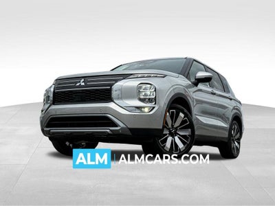 Photo of a 2025 Mitsubishi Outlander SE 4DR SUV for sale
