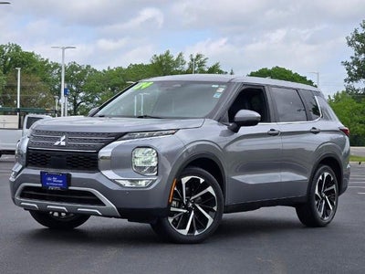 Photo of a 2024 Mitsubishi Outlander SE 4DR SUV for sale