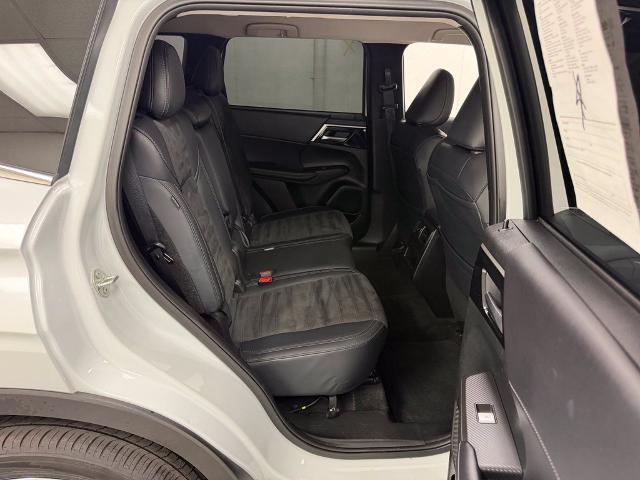 2024 Mitsubishi Outlander - $20,771