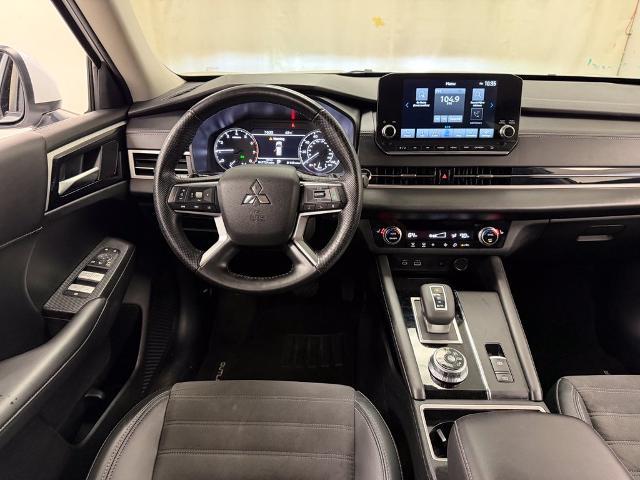 2024 Mitsubishi Outlander - $20,771