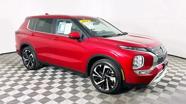 Preowned 2024 Mitsubishi Outlander SE for Sale