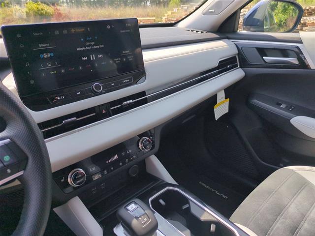 2025 Mitsubishi Outlander - $24,895
