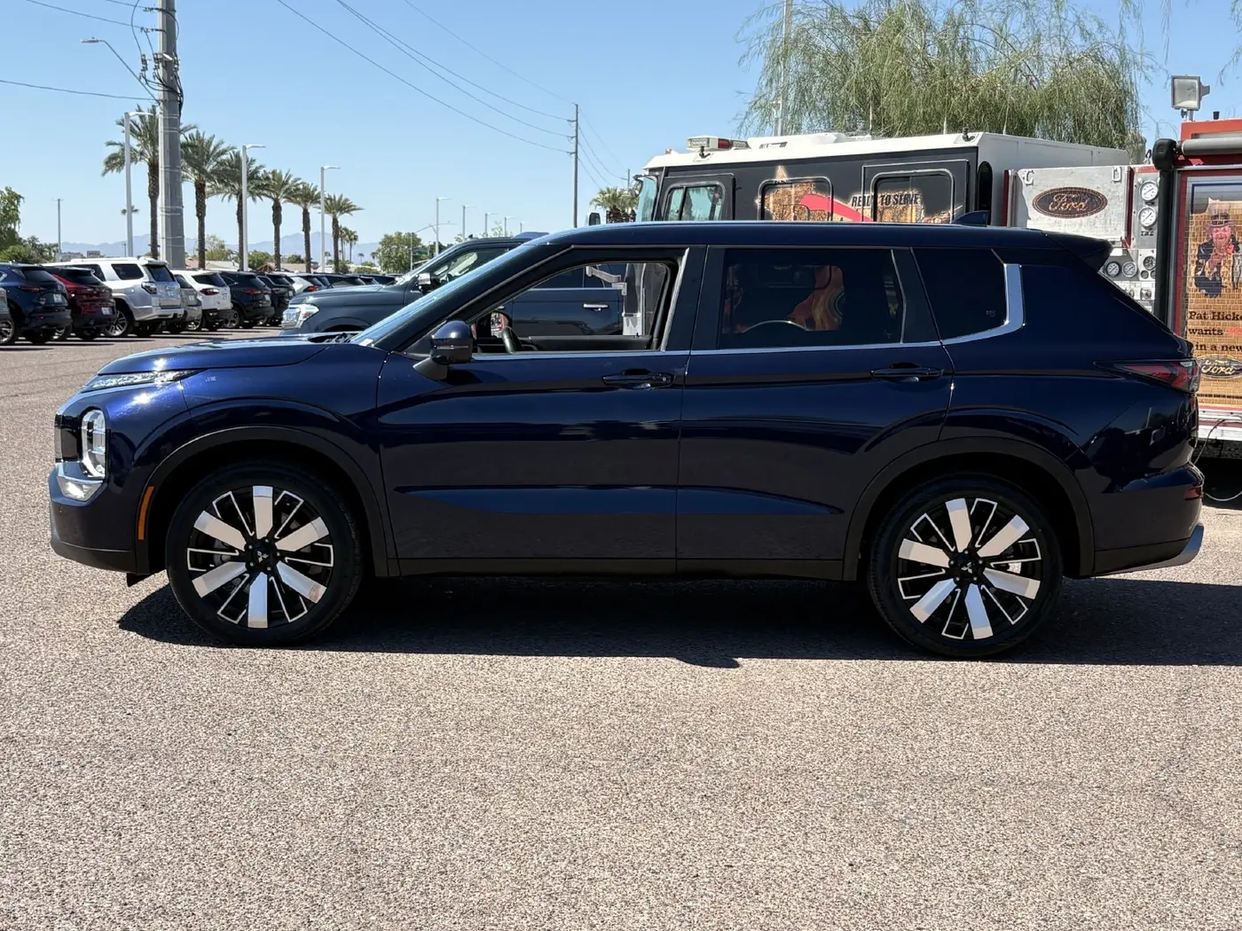 2025 Mitsubishi Outlander