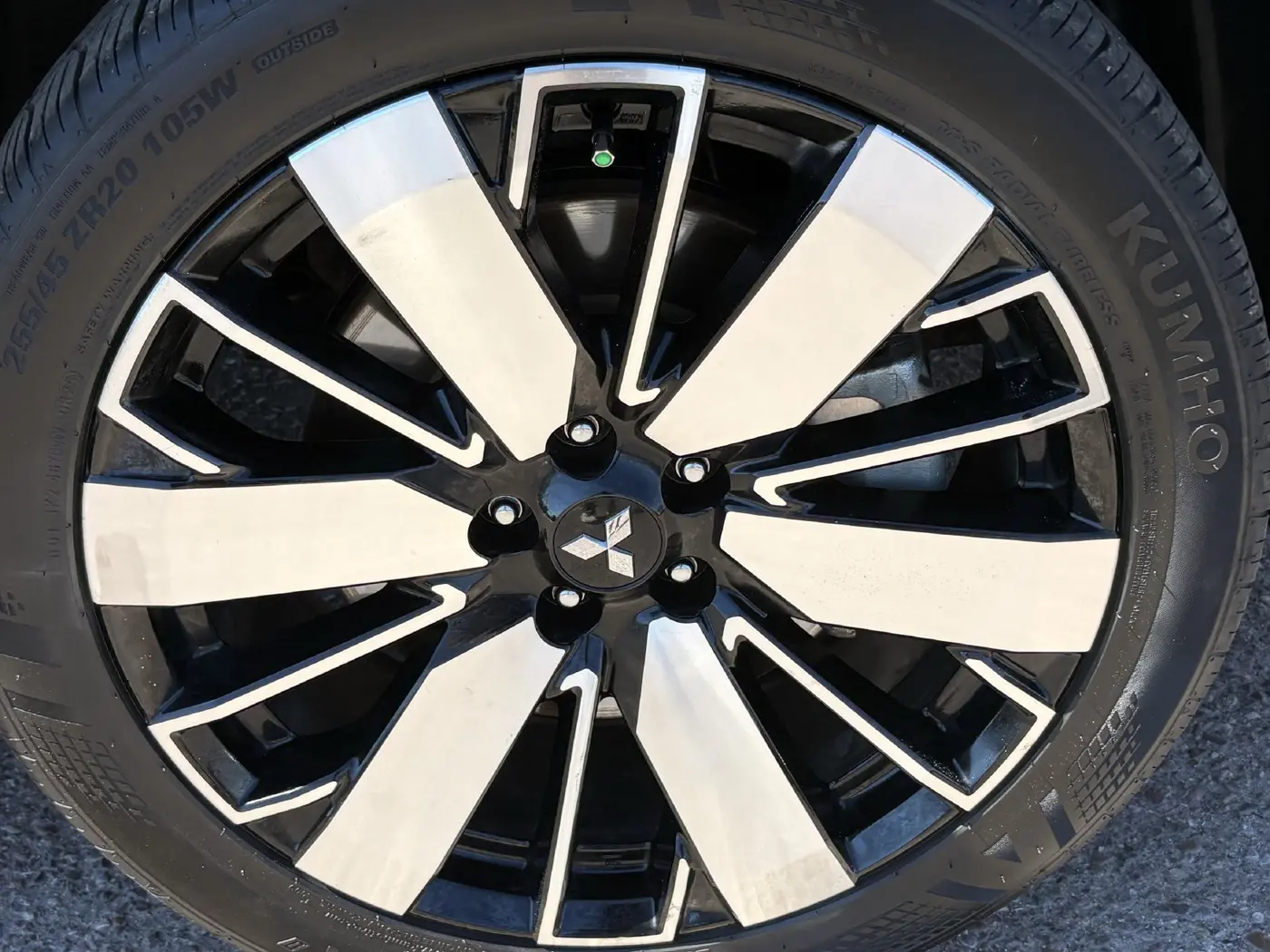 2025 Mitsubishi Outlander