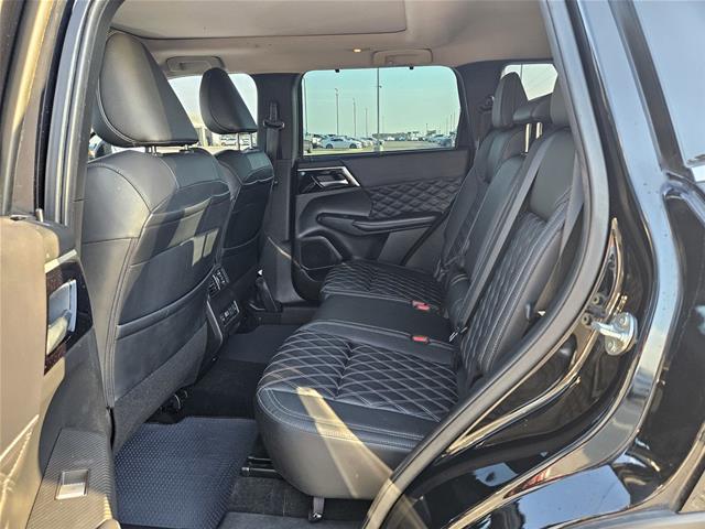 2023 Mitsubishi Outlander - $26,000