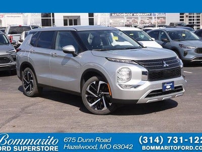 Photo of a 2024 Mitsubishi Outlander SE 4DR SUV for sale
