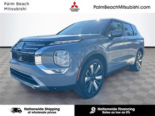 2026 Mitsubishi Outlander with Moonstone Gray Metallic Exterior
