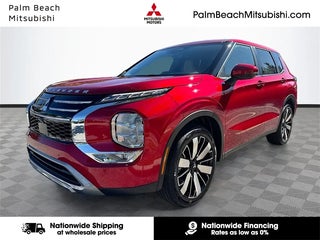 2026 Mitsubishi Outlander with Red Diamond Exterior