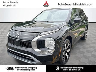2026 Mitsubishi Outlander with Black Diamond Exterior
