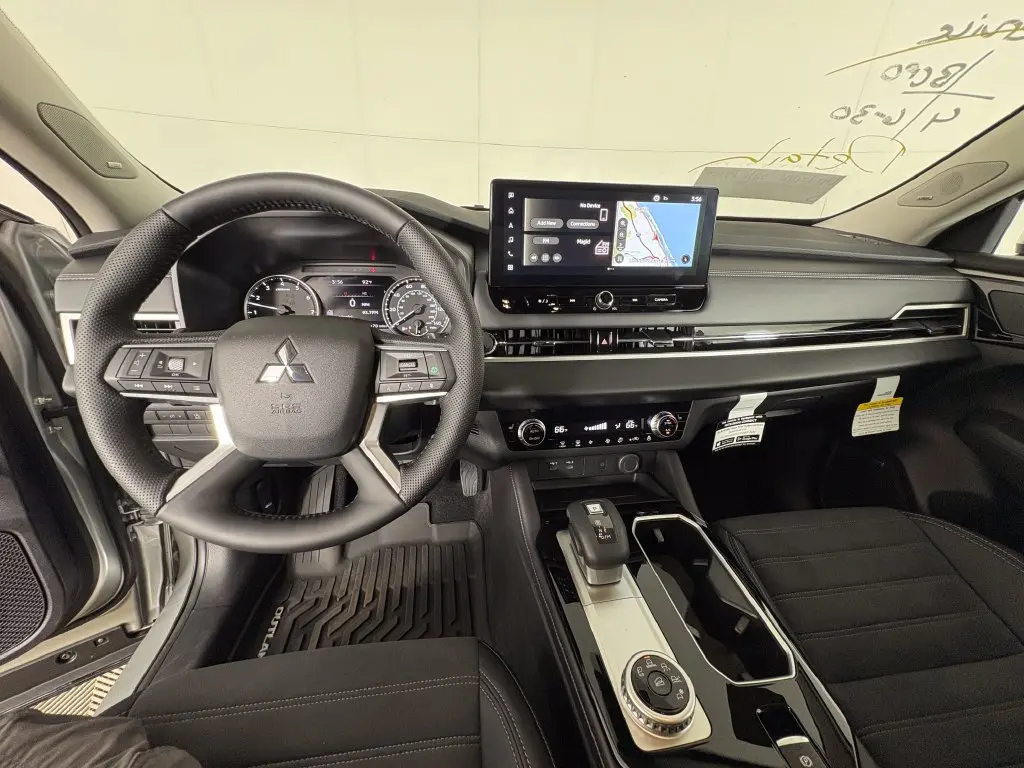 2026 Mitsubishi Outlander - $31,000