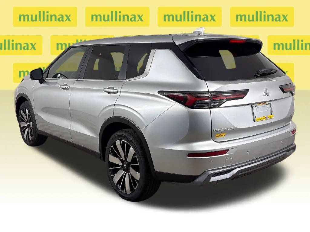 2026 Mitsubishi Outlander - $31,000