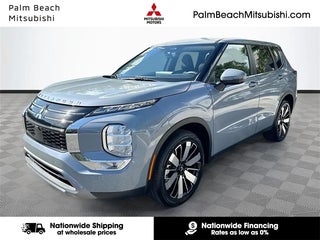 2026 Mitsubishi Outlander with Moonstone Gray Metallic Exterior
