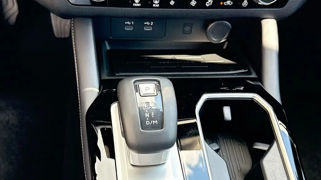 2026 Mitsubishi Outlander LE
