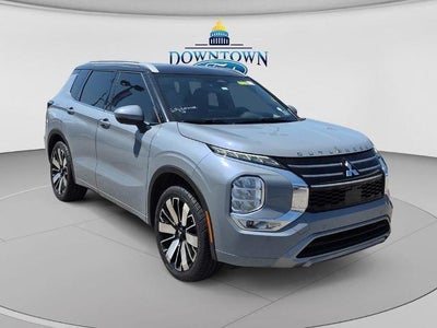 Photo of a 2025 Mitsubishi Outlander SEL 4DR SUV for sale