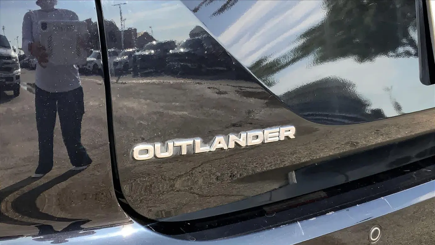 2024 Mitsubishi Outlander SEL