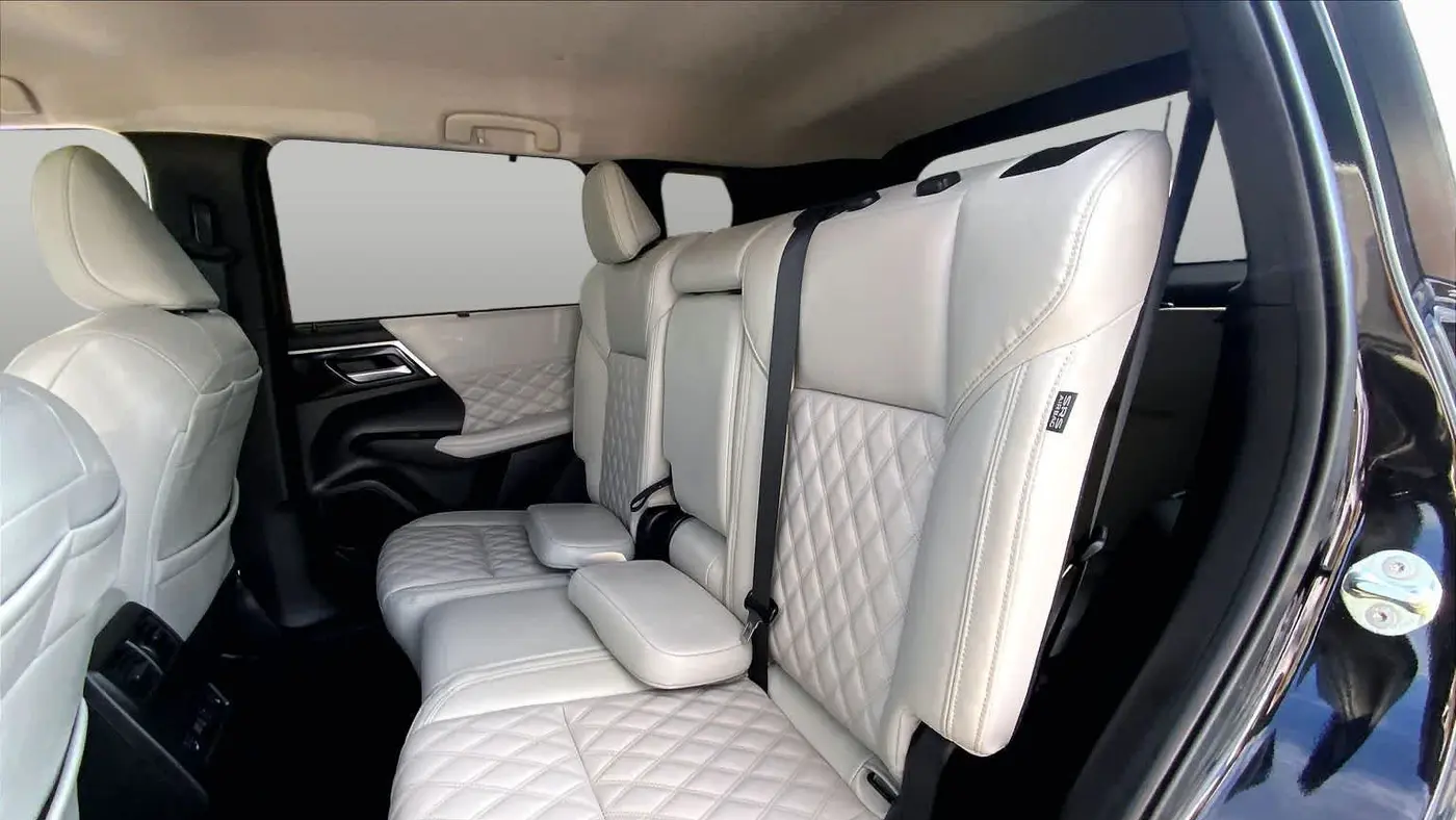 2024 Mitsubishi Outlander SEL