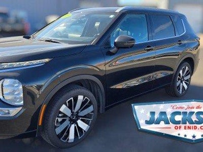 Photo of a 2025 Mitsubishi Outlander SEL 4DR SUV for sale